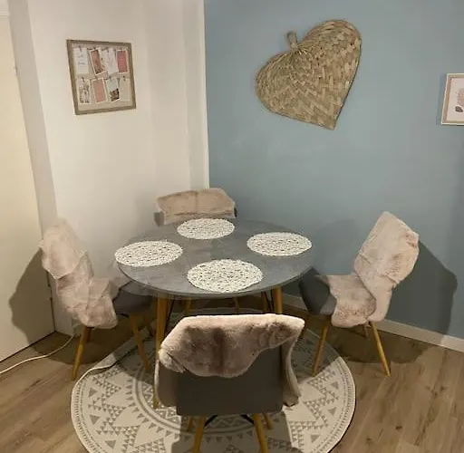 Kleines Einzelzimmer Nr. 5 In アパート クレーフェ